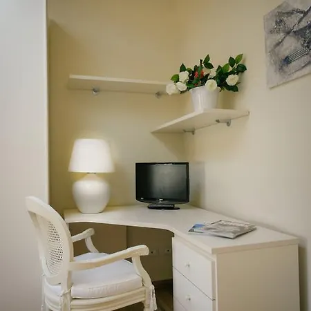 Lily Apartmán *