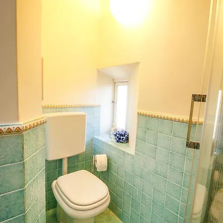 Lily Apartmán Semorile